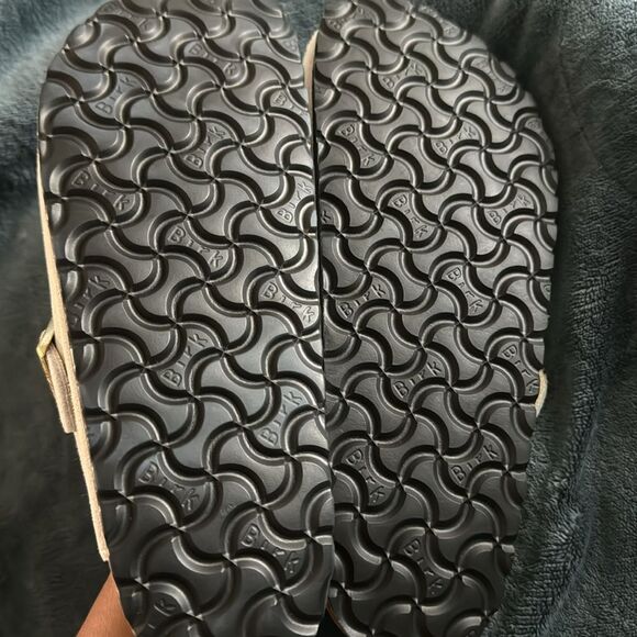 Birkenstock White Shearling Lined Clogs - Picture 4 of 7